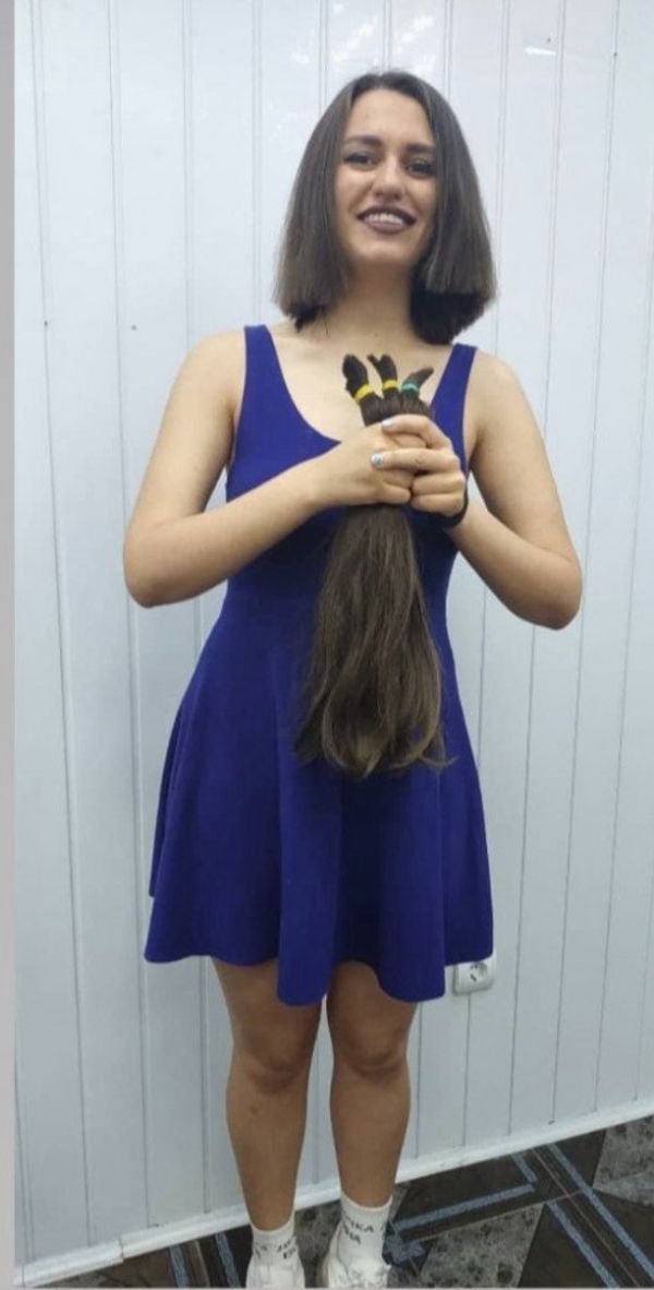 Скупка волосся у Києві від 35 см отримайте нагороду за свою красу!