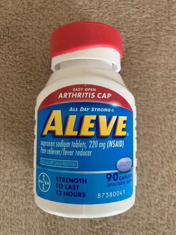Aleve, (алів) 220 мг Bayer, знеболювальний препарат.