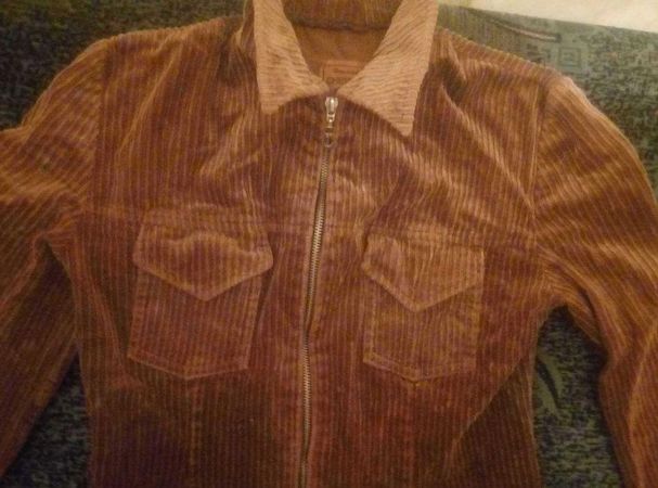 Продам чоловічу вельветову куртку Chevignon(Франція),оригінал,80-ті р.