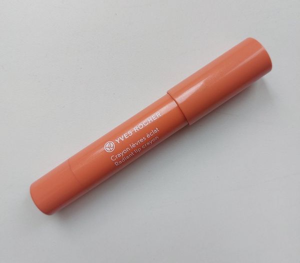 Помада-карандаш бальзам для губ Yves Rocher Crayon Levres Eclat