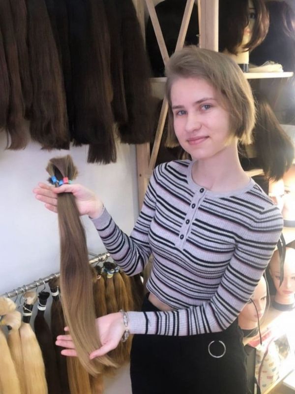 У нас в Харькове вы  можете выгодно продать волосы!