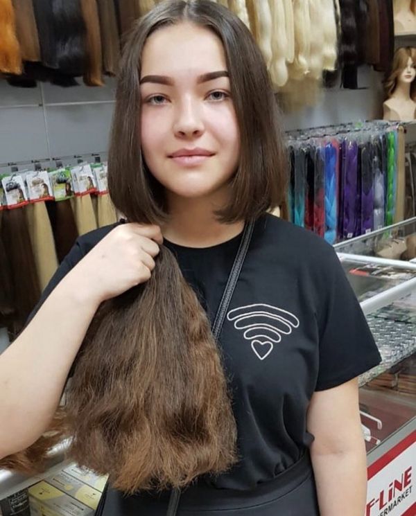 Продати волосся у Луцьку від 35 см Вайбер 0961002722