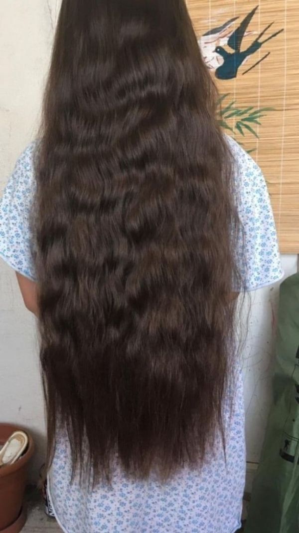 У вас длинные шикарные волосы,мы купим их дорого в Новомосковске