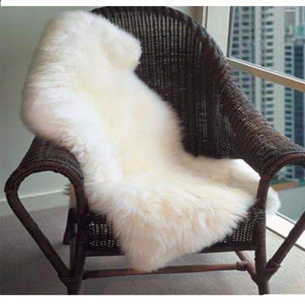 Накидка на кресло из искусственного меха. Коврик овчина, коврик шкурка