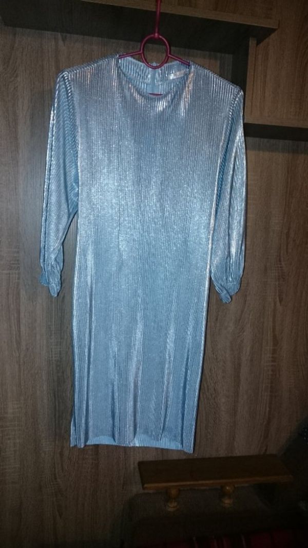 Платье Larionoff женское нарядное блестящее вечернее 44